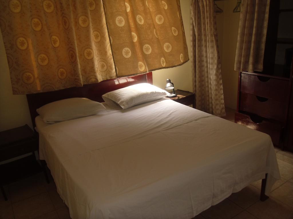 Residencial El Mirador Aparthotel Boca Chica Ngoại thất bức ảnh
